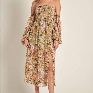 NWT En Crème Floral Off-Shoulder Smocked Midi Dress